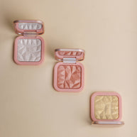 Highlighter ( White Frosted )